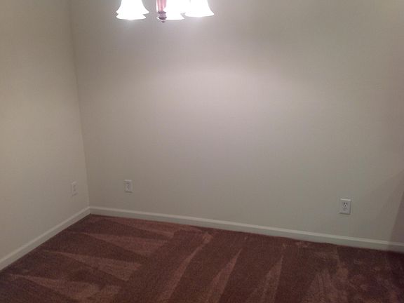 4th image of 760 S Basswood Dr APT E