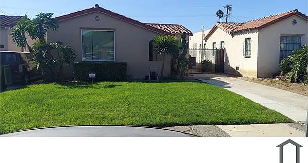 8937 S Harvard Blvd — Photo 1