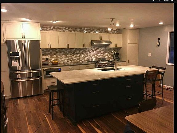 5th image of 1705 S Kahuna Dr