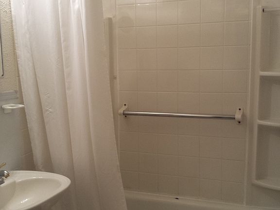 5th image of 6303 Lovett Ave