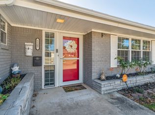 1107 E 8th St, Cushing, OK 74023