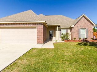 41065 Magenta Dr, Ponchatoula, LA 70454