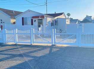 10/12 Church Street, Howard Beach, NY
