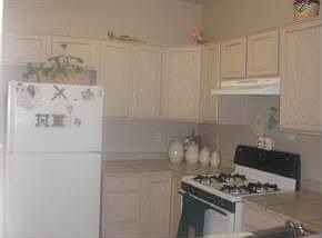 4th image of 410 Camino Del Rey Dr SW