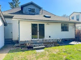 444 NW 17th St, Corvallis, OR