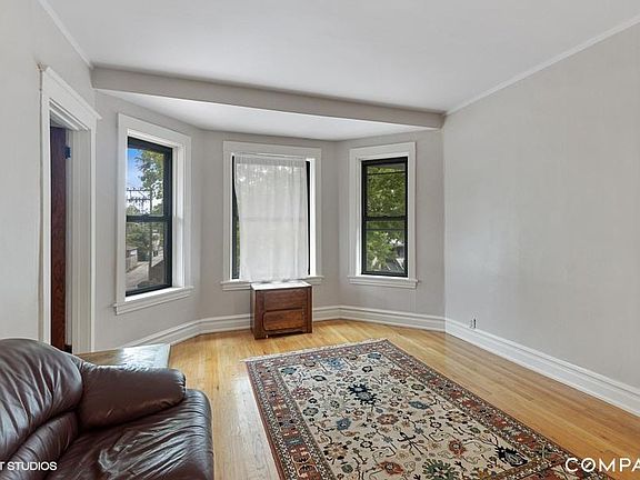5th image of 913 S Wenonah Ave #2