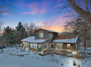 9985 Ford Rd, Ypsilanti, MI 48198