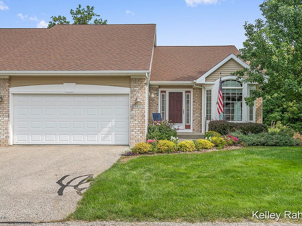 1st image of 3921 Pemberton Dr SE #28
