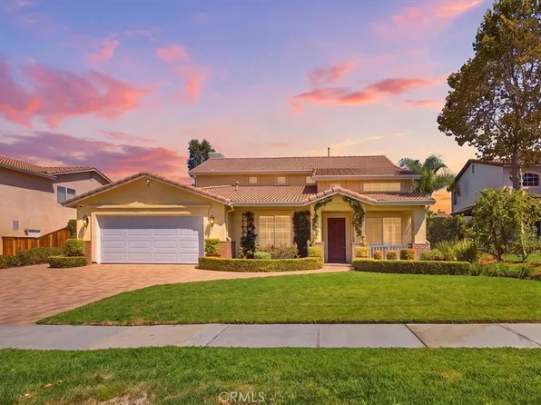 1133 Fernleaf Ln, Corona, CA 92881