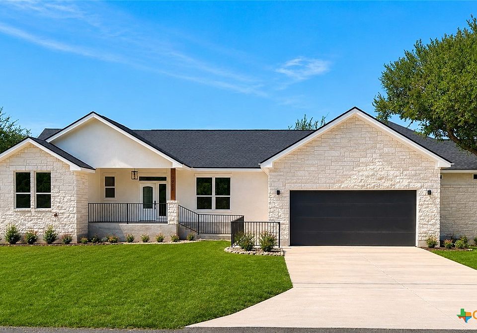1st image of 7022 Circle Oak Dr