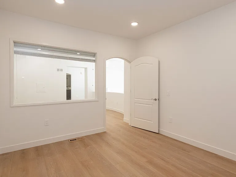 1501 India St #604 — Photo 23