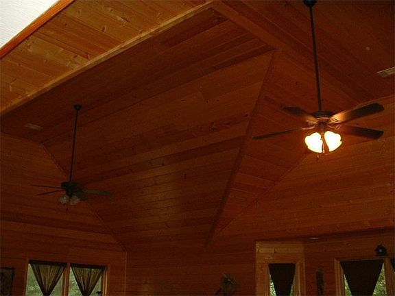 5th image of 15 Woodglen Ct #2-5418