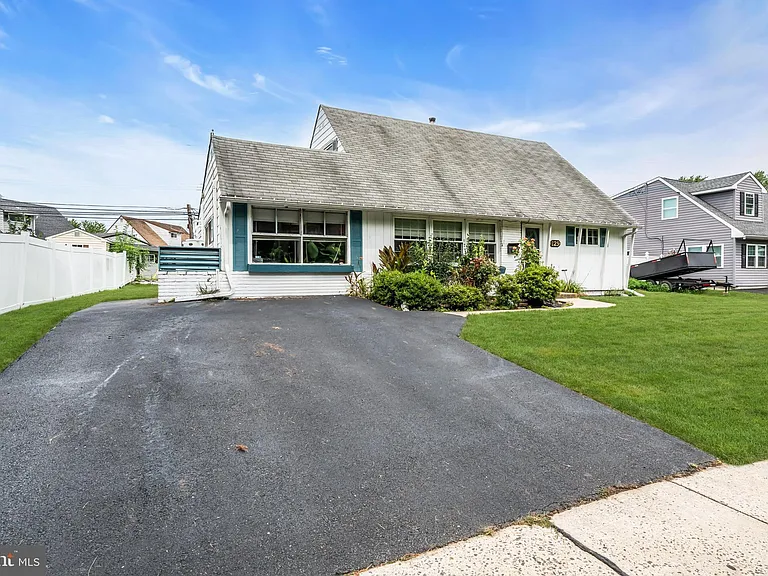 129 Plumbridge Dr — Photo 3