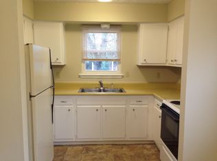 3700 Crosby Dr, Lexington, KY 40517