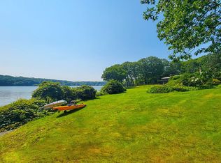 8 Marsh Rd, Sutton, MA 01590