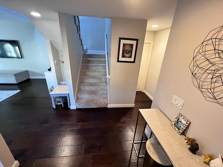 288 Ontario Rd — Photo 11