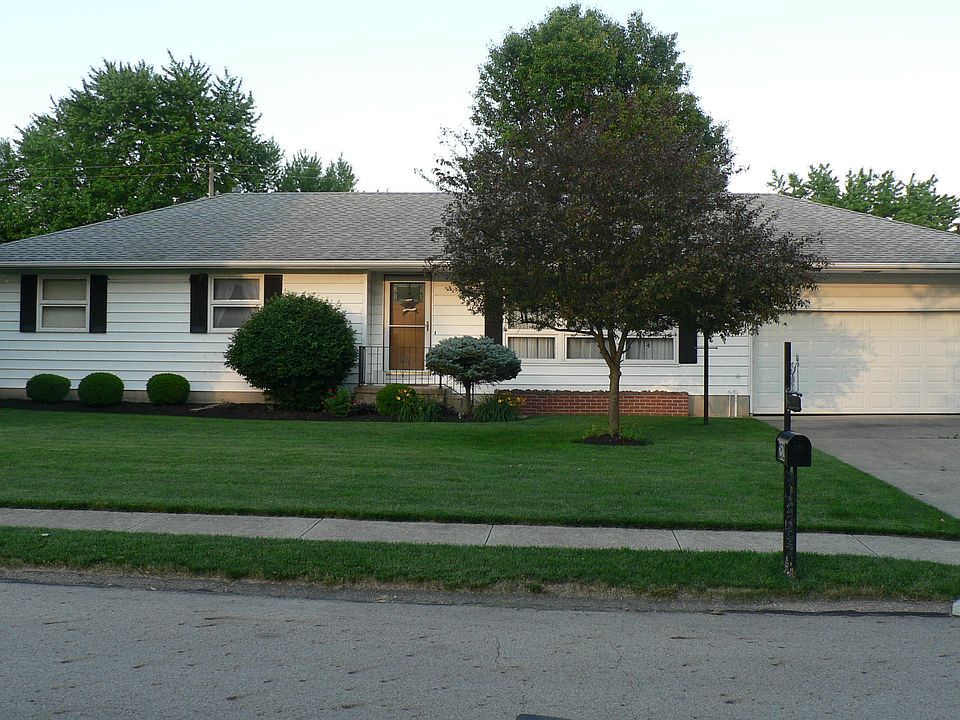 1st image of 252 Hillcrest Ct