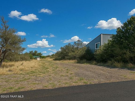 5th image of 4547 E Donna Dr