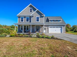 35 Hay Field Dr, Gorham, ME 04038