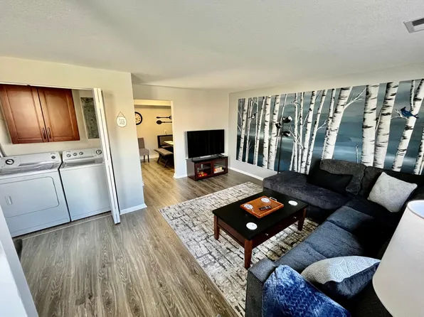 10325 W 41st Ave #2, Wheat Ridge, CO 80033