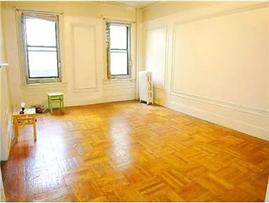 Rented by Douglas Elliman | media 7