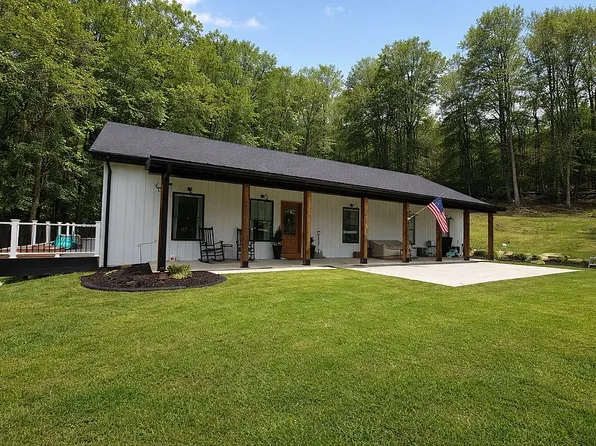 1900 Durham Dr, Cumberland, MD 21502