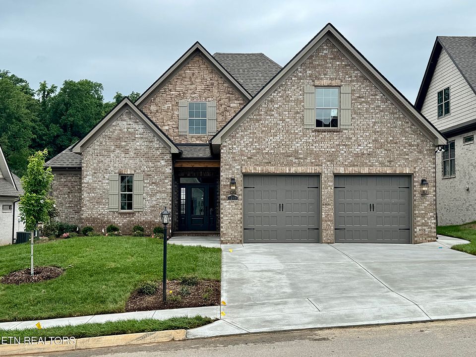 1st image of 12019 Avery Woods Ln