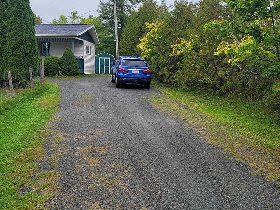 3rd image of 863 Addington Forks Rd