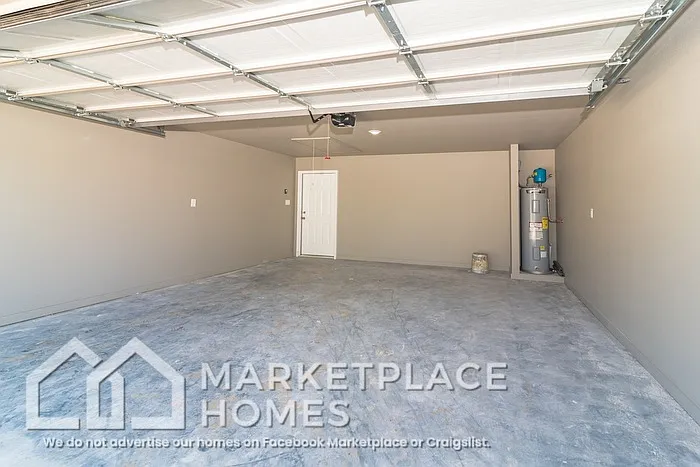 900 W 23rd St — Photo 19