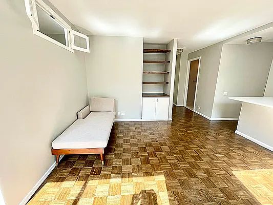 4th image of 295 Greenwich St APT 4O