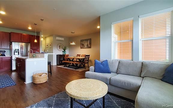 2nd image of 550 Kamaaha Ave APT 302
