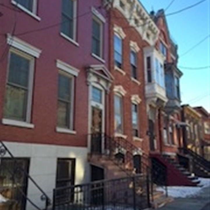 2nd image of 166 Clinton Ave