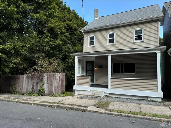 464 W White St, Summit Hill, PA 18250