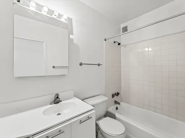 236 East 36th Street image 4 of 8