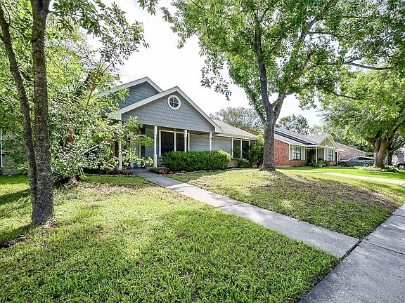 2nd image of 4218 Bridledon Ln