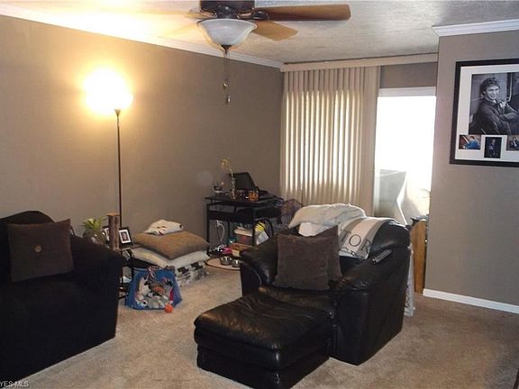 4th image of 2980 N River Rd NE APT E4