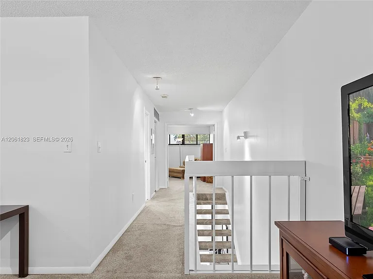 8133 SW 86th Ter — Photo 15