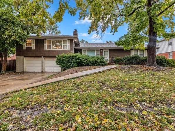8442/4 Travis Ln, Overland Park, KS 66212