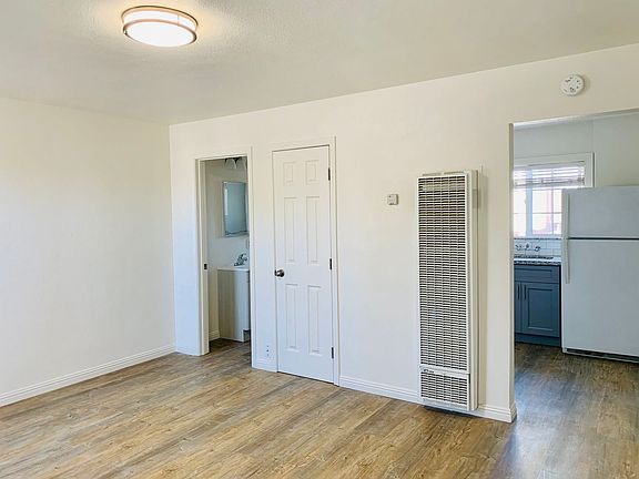 2nd image of 440 N Fair Oaks Ave APT 9