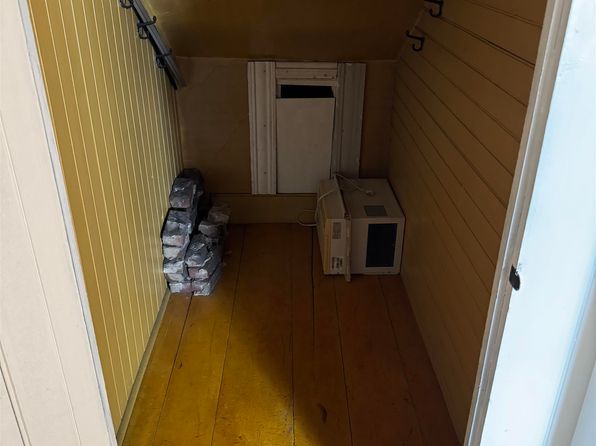 manchester-new-hampshire-74274083 picture