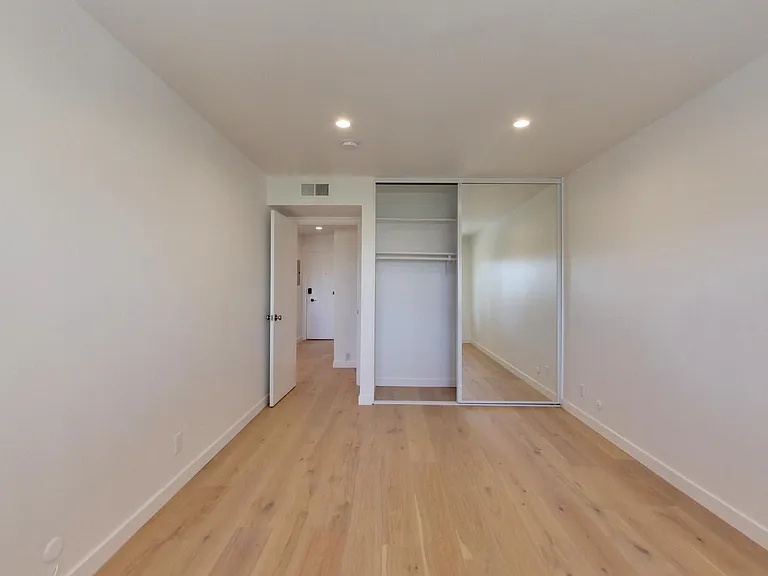 1500 Newlands Ave #206 — Photo 12