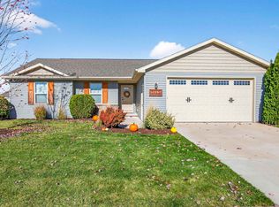 1482 Haen Dr, Kaukauna, WI 54130