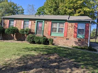 3000 Royalton Dr, Greensboro, NC 27406