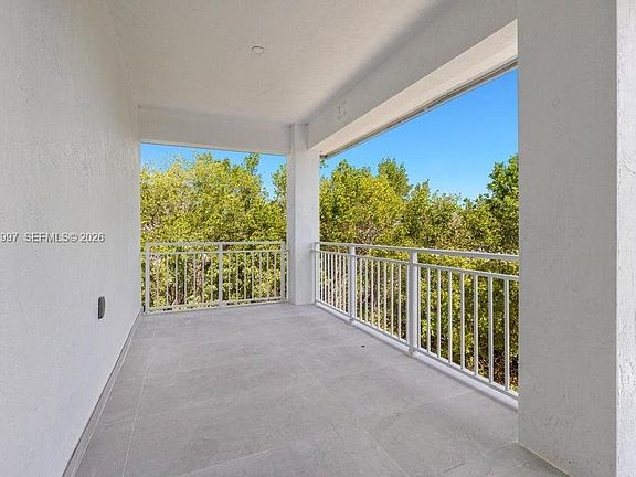 5th image of 31441 Avenue F