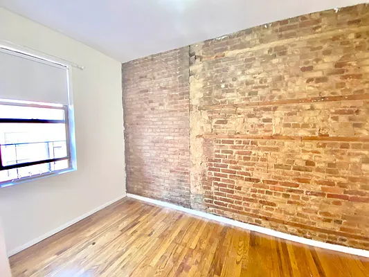 Rented by Crosstown Apartments NYC | media 61