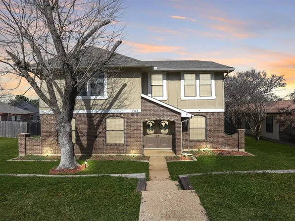 753 Walnut Dr, Lewisville, TX 75067