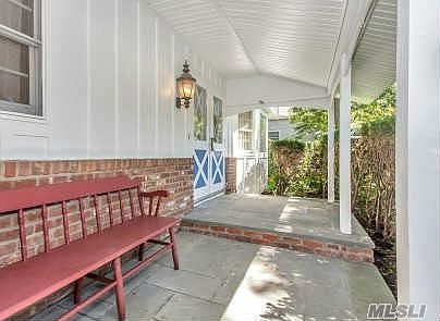3rd image of 17 Swan Ln