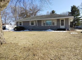 11355 Xavis St NW, Coon Rapids, MN 55433