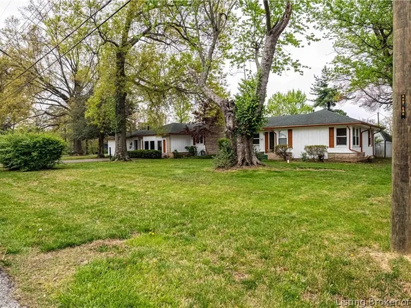 1609 Crestview Drive, New Albany, IN 47150