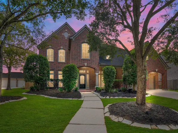 3334 Duke Ln, Friendswood, TX 77546